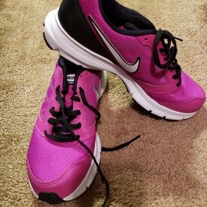 Womens Nike shoes
